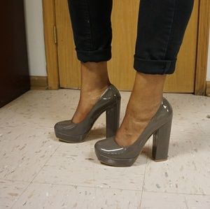 Uptown Girl Pumps